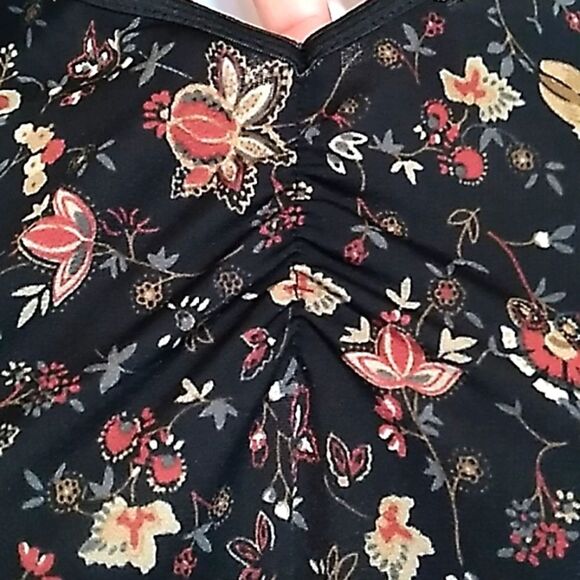 Maternity Soon To Be Floral Bell Sleeve Blouse. Sz XL Maternity - Picture 3 of 7